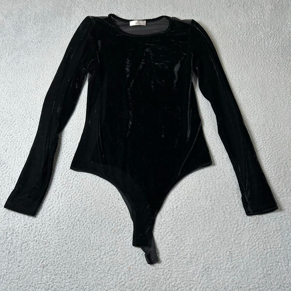 A3 Design Bodysuit Juniors Womens L Black Velvet Long Sleeve Angel Sequin Wings